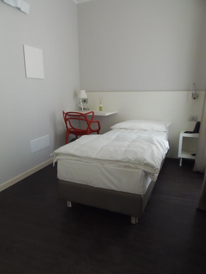 Albergo Dongo Zewnętrze zdjęcie